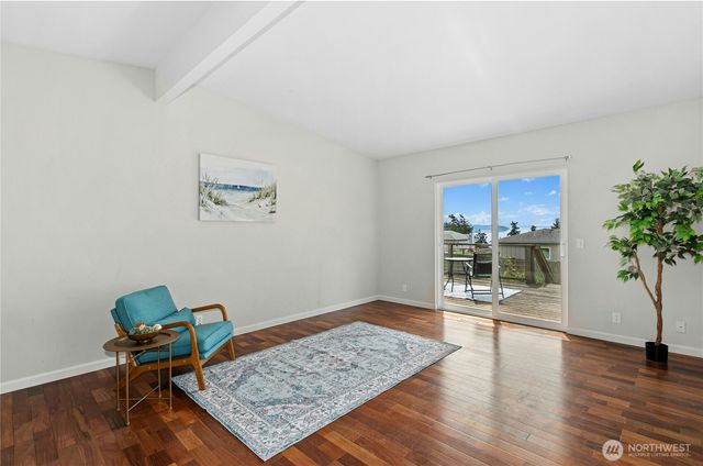1236 Crescent Drive, Oak Harbor, WA 98277
