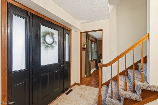 7301 Braucher Street NW, Lehigh Twp, OH 44720