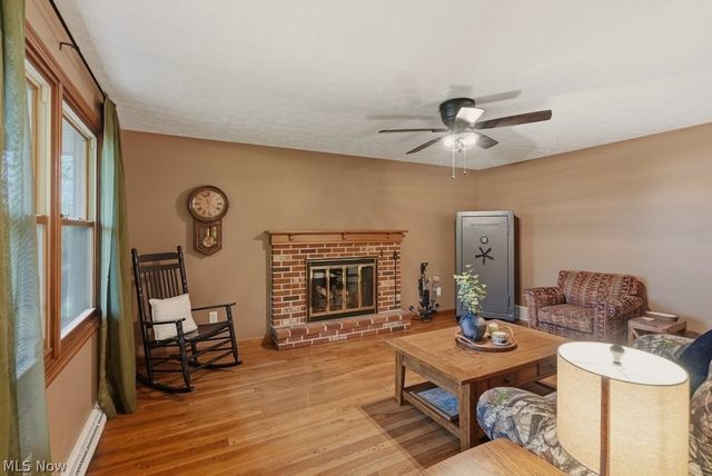 7301 Braucher Street NW, Lehigh Twp, OH 44720