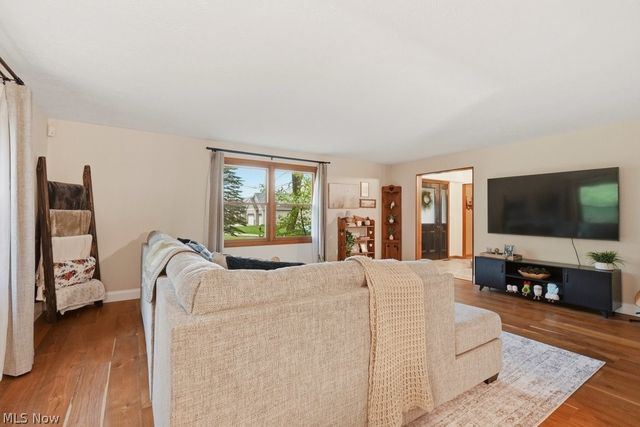 7301 Braucher Street NW, Lehigh Twp, OH 44720