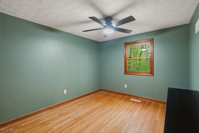7301 Braucher Street NW, Lehigh Twp, OH 44720