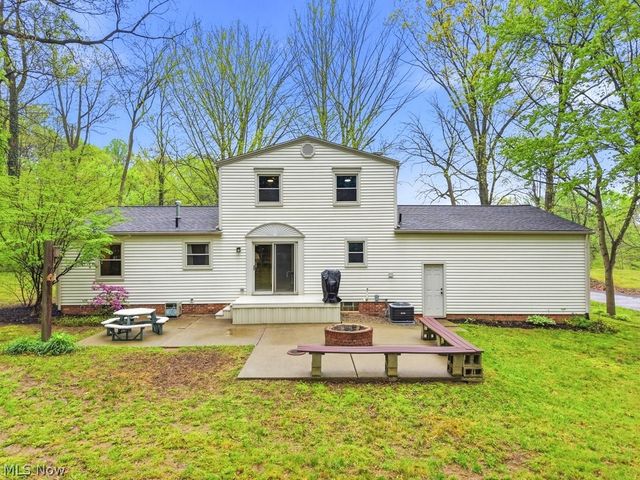7301 Braucher Street NW, Lehigh Twp, OH 44720