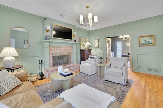 1069 Sunny Field Lane, Lawrenceville, GA 30043