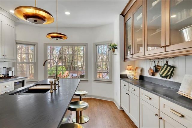 1069 Sunny Field Lane, Lawrenceville, GA 30043