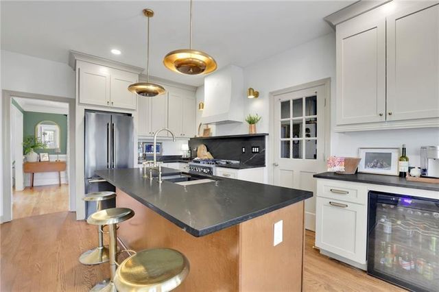 1069 Sunny Field Lane, Lawrenceville, GA 30043