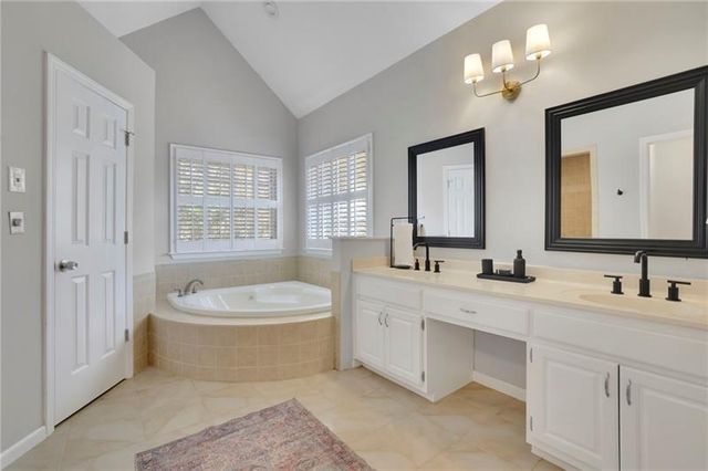 1069 Sunny Field Lane, Lawrenceville, GA 30043