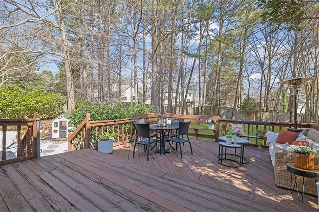 1069 Sunny Field Lane, Lawrenceville, GA 30043