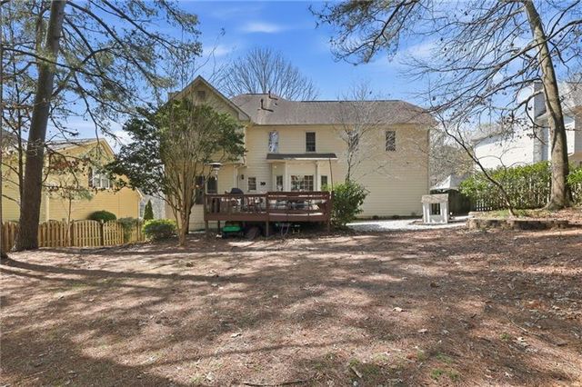 1069 Sunny Field Lane, Lawrenceville, GA 30043
