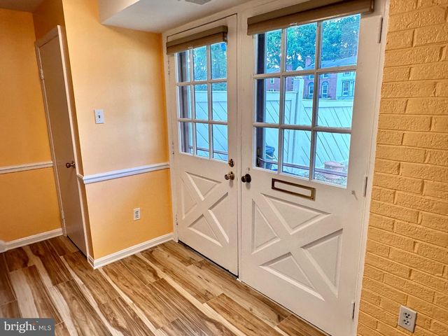 4311 CEDARLAKE CT, Alexandria, VA 22309