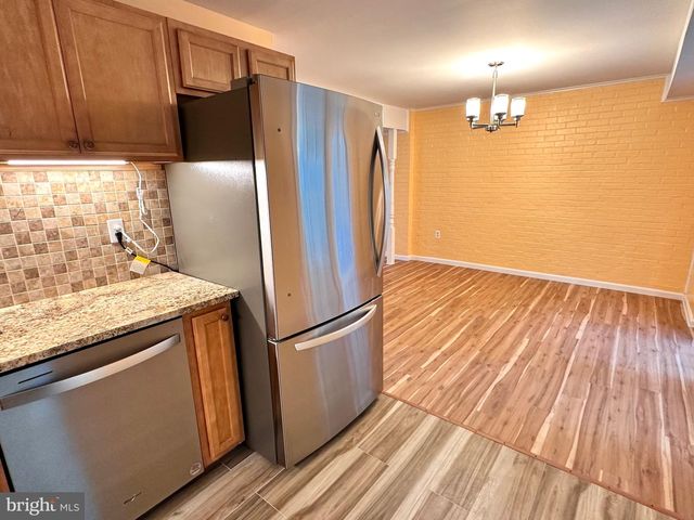 4311 CEDARLAKE CT, Alexandria, VA 22309