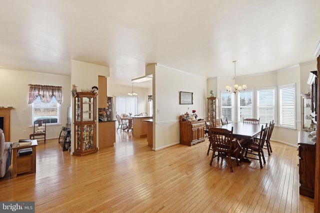 6 SYLVIA CIR, Thurmont, MD 21788