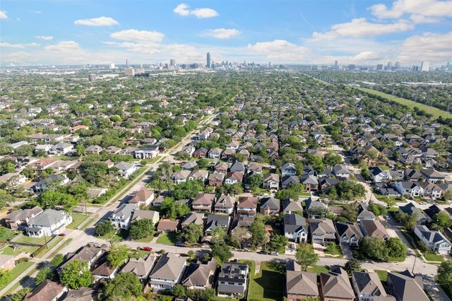 4416 Lafayette Street, Bellaire, TX 77401