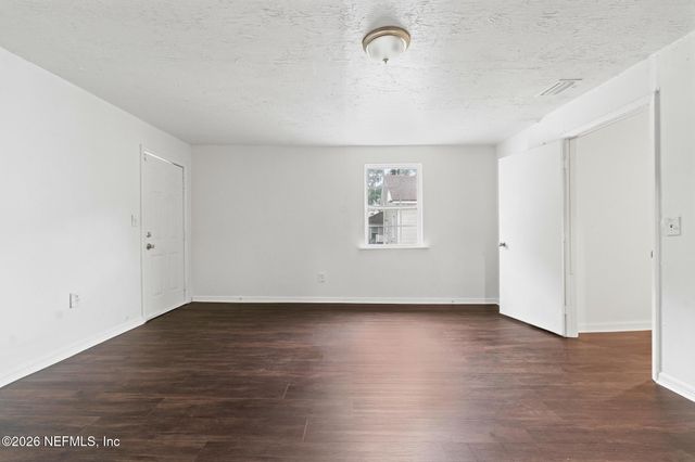 1052 E 10TH Street, Jacksonville, FL 32206
