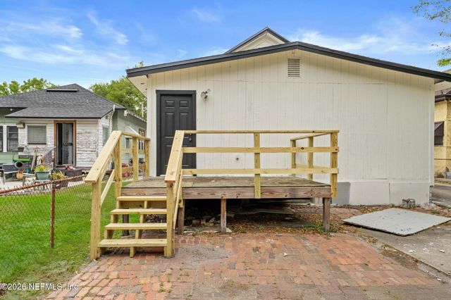 1052 E 10TH Street, Jacksonville, FL 32206