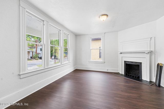 1052 E 10TH Street, Jacksonville, FL 32206