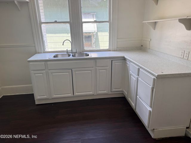 1052 E 10TH Street, Jacksonville, FL 32206