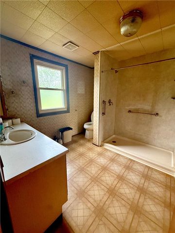 4301 Kings Highway North, Emmaus Boro, PA 18049