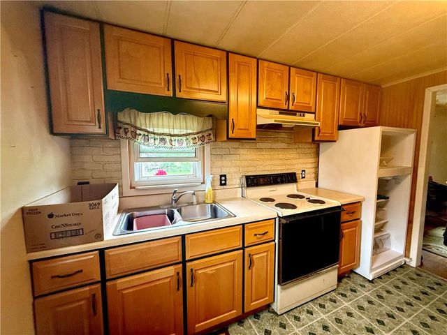 4301 Kings Highway North, Emmaus Boro, PA 18049