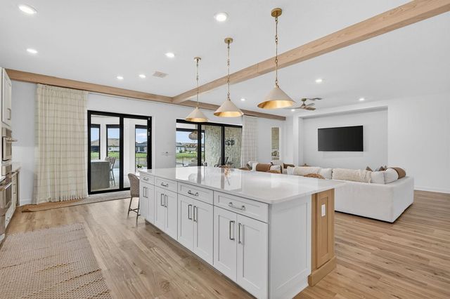 10102 SW Davanti Drive, Port St. Lucie, FL 34987