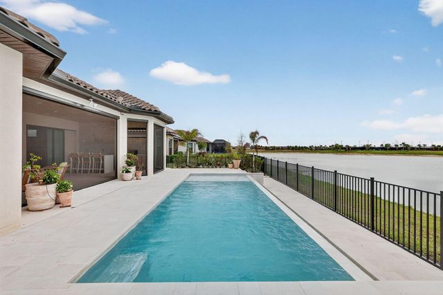 10102 SW Davanti Drive, Port St. Lucie, FL 34987