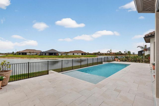 10102 SW Davanti Drive, Port St. Lucie, FL 34987