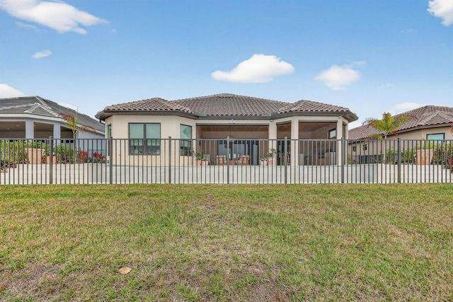10102 SW Davanti Drive, Port St. Lucie, FL 34987