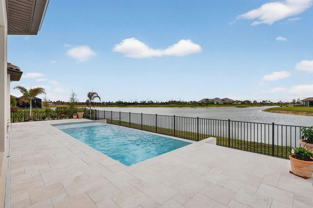 10102 SW Davanti Drive, Port St. Lucie, FL 34987