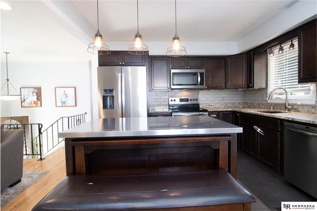 1248 S 164th Avenue, Omaha, NE 68130
