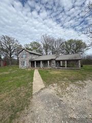 13536 State Highway 98, Valliant, OK 74764