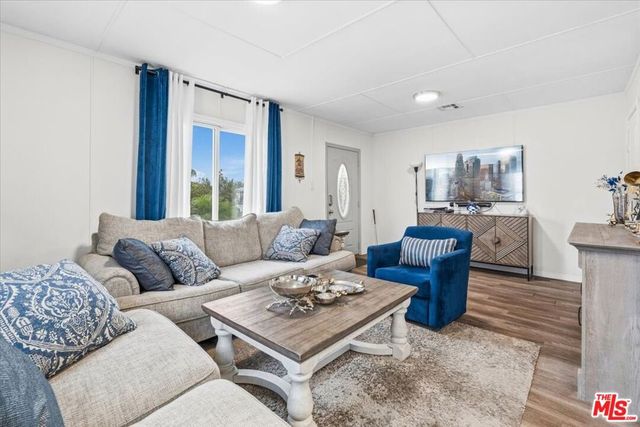 12013 Neenach Street, Sun Valley, CA 91352