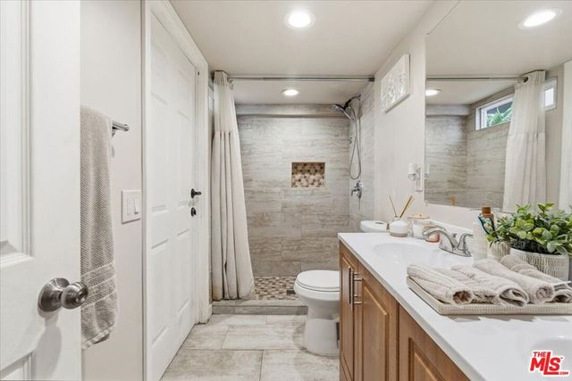 12013 Neenach Street, Sun Valley, CA 91352