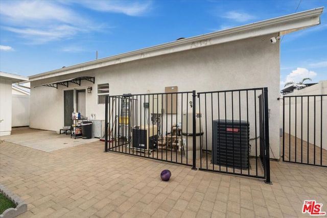 12013 Neenach Street, Sun Valley, CA 91352