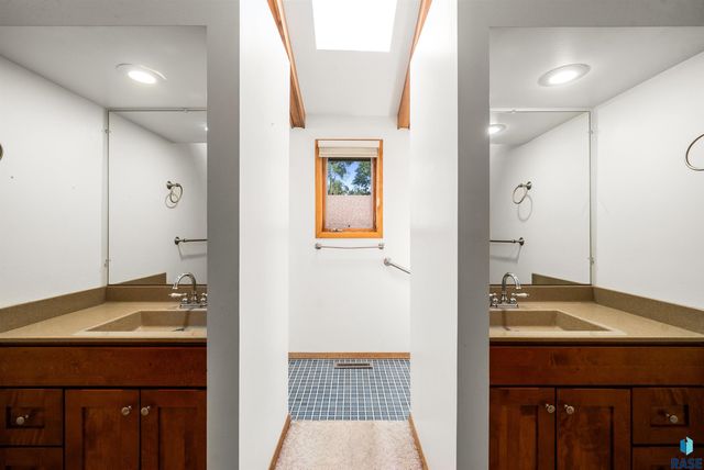 412 N Needles Dr Drive, Brandon, SD 57005