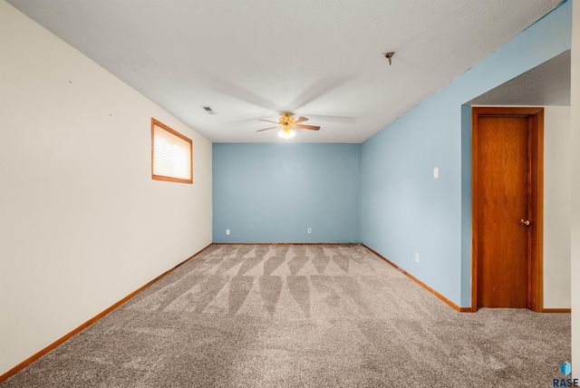 412 N Needles Dr Drive, Brandon, SD 57005