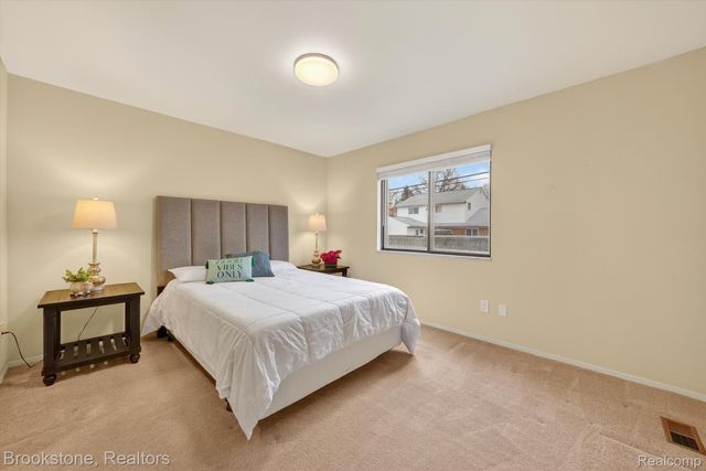 28564 Aspen Drive, Warren, MI 48093