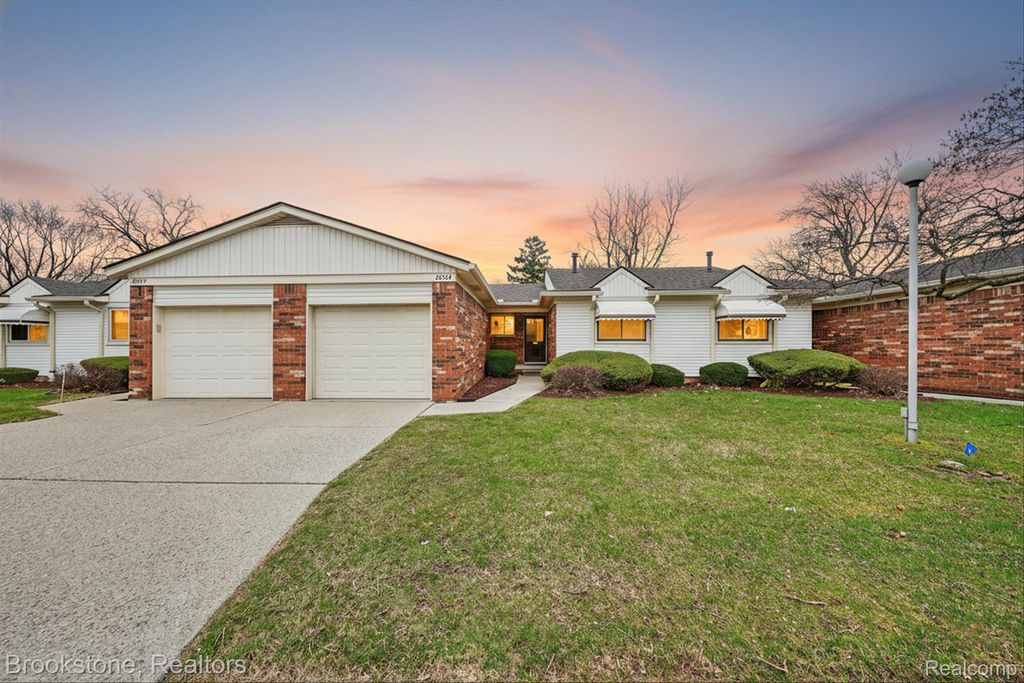 28564 Aspen Drive, Warren, MI 48093