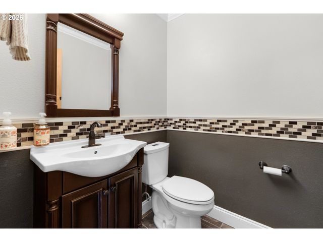 2316 ROYAL VIEW Dr, Seaside, OR 97138