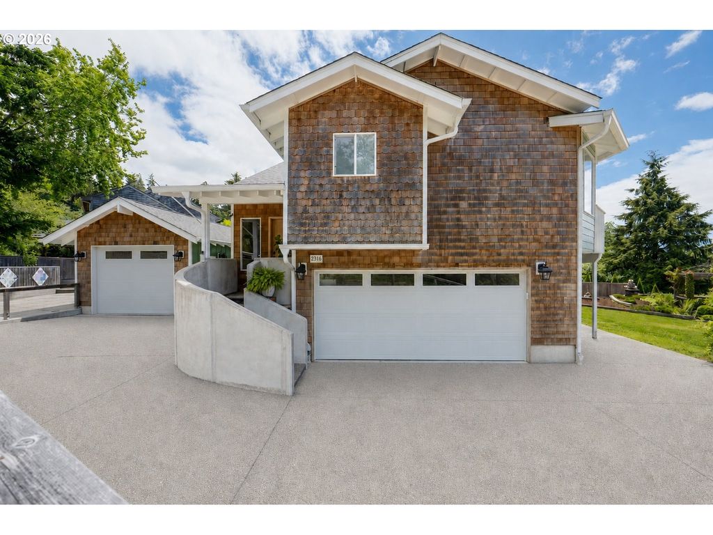 2316 ROYAL VIEW Dr, Seaside, OR 97138