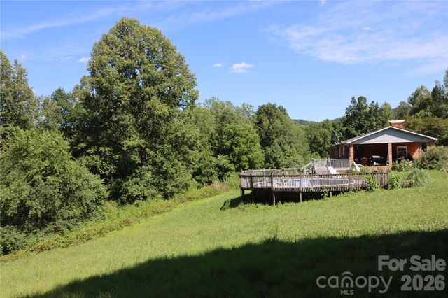 3232 Kingview Place, Lenoir, NC 28645