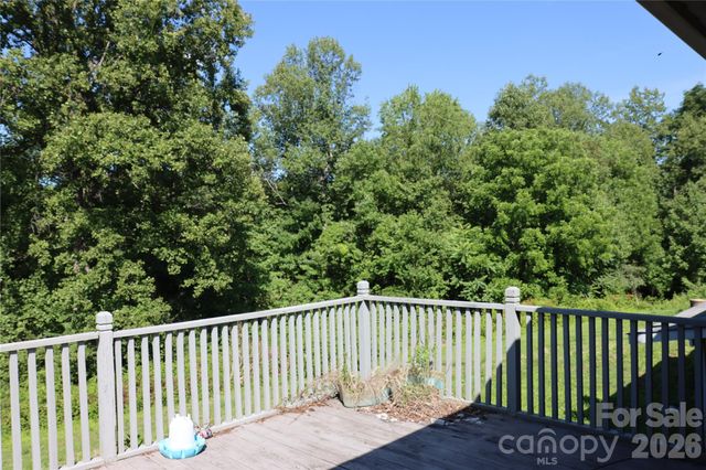 3232 Kingview Place, Lenoir, NC 28645