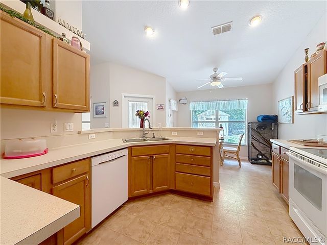 2226 SW Algiers Court, Dunnellon, FL 34431