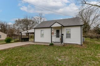 801 CLINKSCALES RD, Columbia, MO 65203