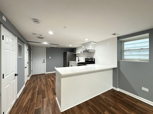 2317 N KEELER Street GDN, Chicago, IL 60639