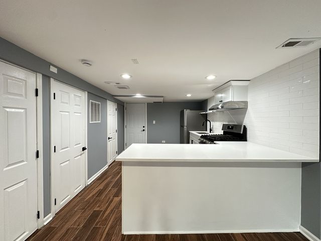 2317 N KEELER Street GDN, Chicago, IL 60639