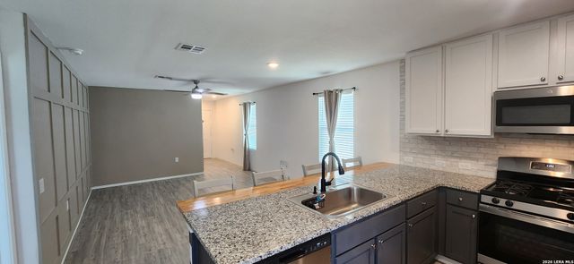 4538 ZOE PASS, San Antonio, TX 78222