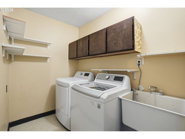 15507 Ne PARKINEN Rd, Brush Prairie, WA 98606