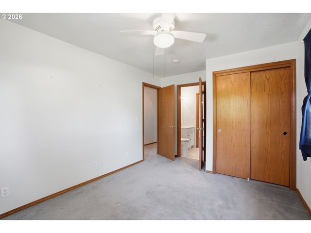 15507 Ne PARKINEN Rd, Brush Prairie, WA 98606