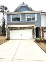 3570 Birdstone, Decatur, GA 30032
