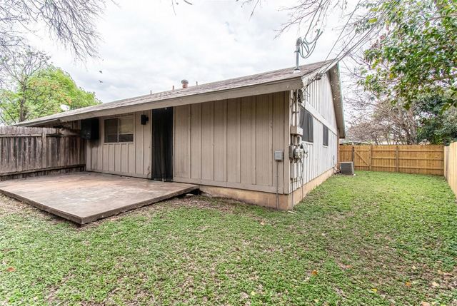 8206 Exmoor DR B, Austin, TX 78757