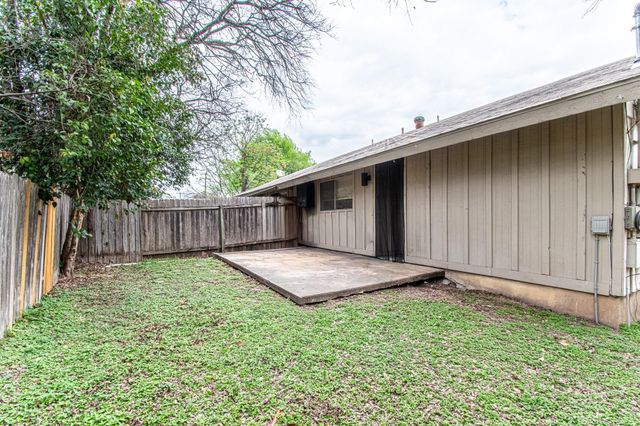 8206 Exmoor DR B, Austin, TX 78757